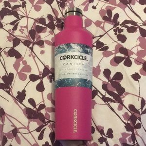 Brand new corkcicle canteen 25oz